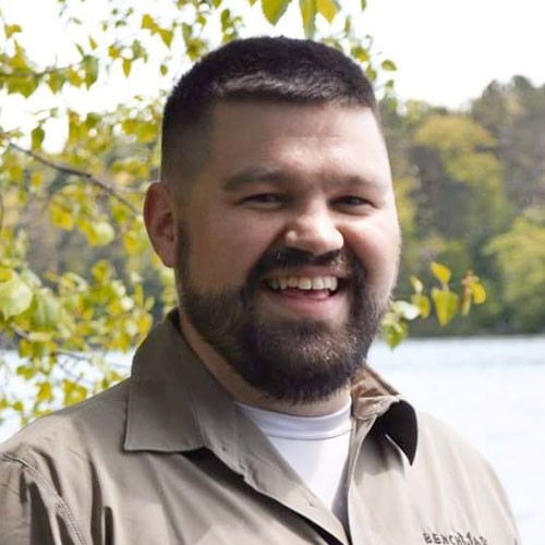 Photo of Travis Hakes